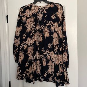 Navy floral tunic, Cotton Candy brand, size M.
